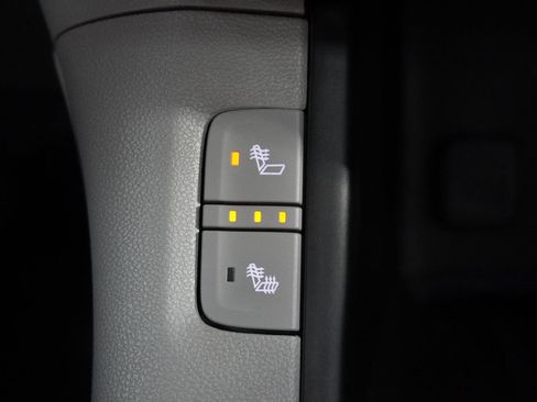Used 2019 GMC Acadia SLT AWD/4WD image 22