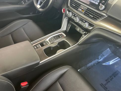 Certified 2022 Honda Accord Sport image 32