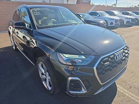 Certified 2023 Audi Q5 2.0T Premium Plus w/ Premium Plus Package image 3