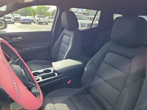 Used 2026 Chevrolet Equinox LT FWD image 12