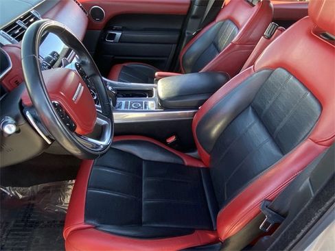 Used 2019 Land Rover Range Rover Sport HSE Dynamic image 6