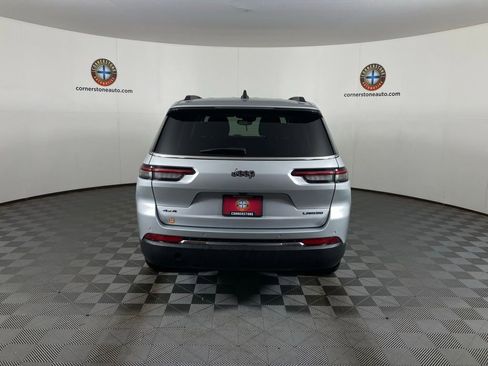 Used 2023 Jeep Grand Cherokee L Laredo image 21