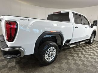 Used 2024 GMC Sierra 2500 Pro AWD/4WD video 2