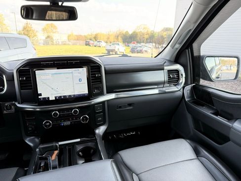 Used 2021 Ford F150 Lariat image 35