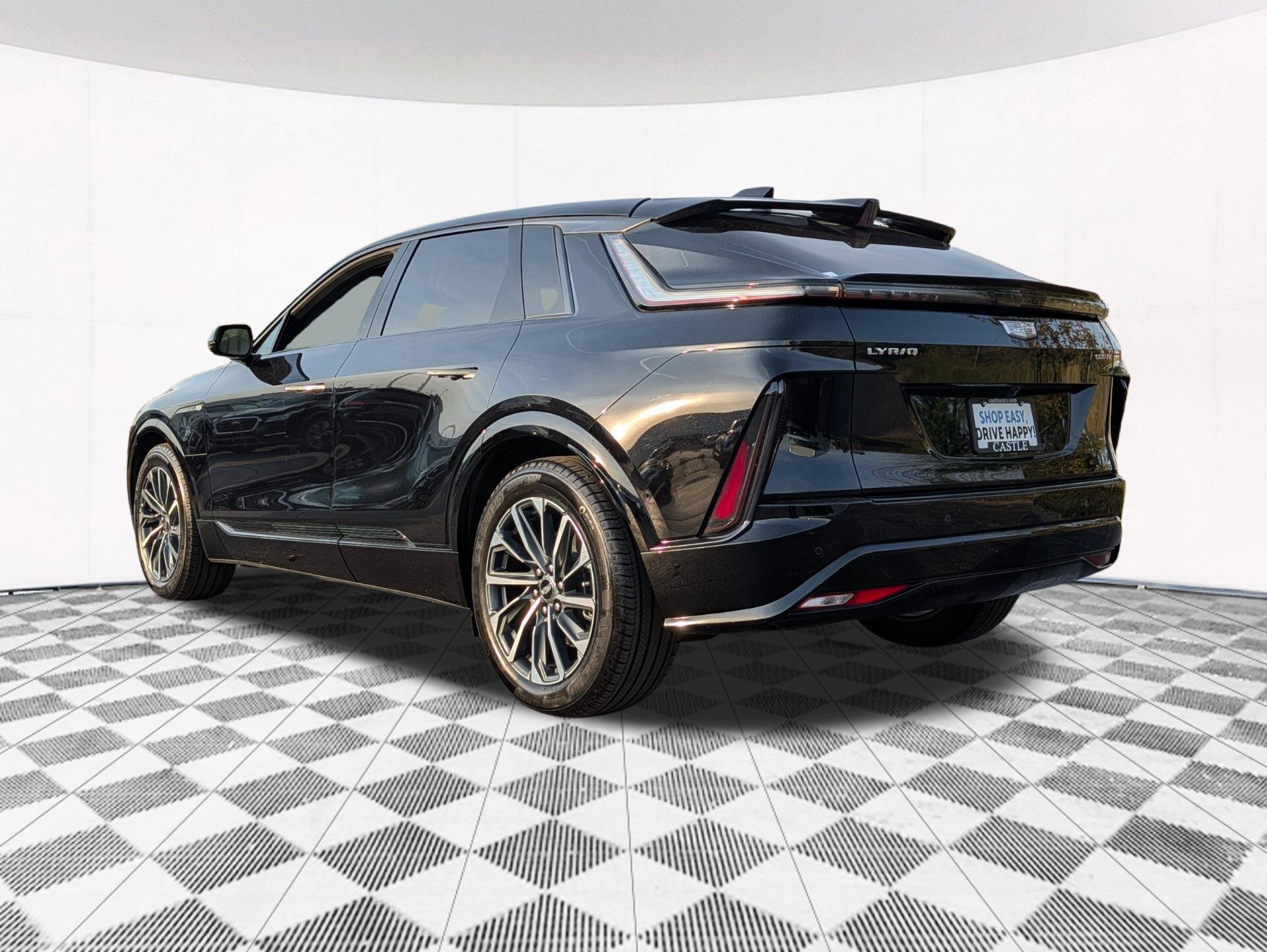 Used 2024 Cadillac Lyriq Sport w/ LPO, Floor Liner Package AWD/4WD image 18