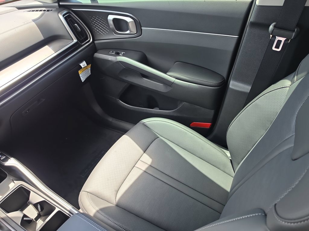 New 2026 Kia Sorento EX FWD image 16