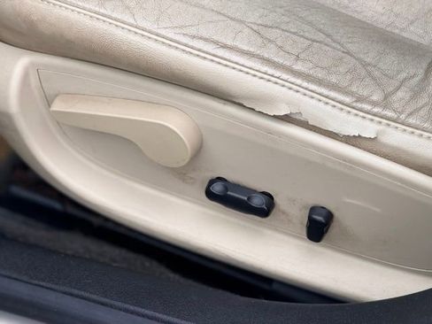 Used 2012 Chevrolet Impala LTZ FWD image 6