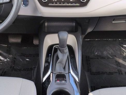 Certified 2022 Toyota Corolla LE FWD image 18