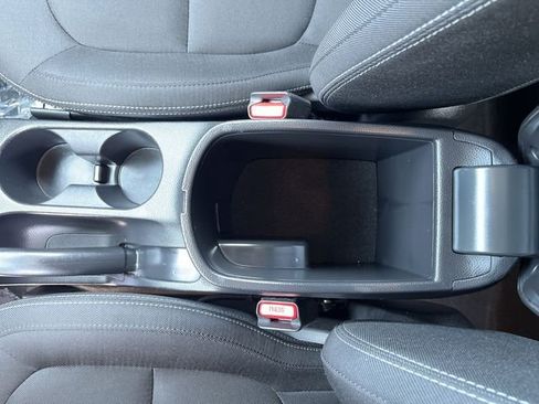 Used 2018 Kia Soul + FWD image 23