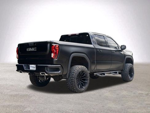 Used 2024 GMC Sierra 1500 Elevation w/ Elevation Premium Package AWD/4WD image 9
