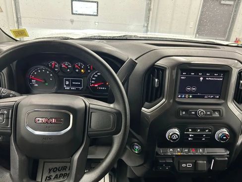 Used 2024 GMC Sierra 1500 Pro w/ Pro Value Package image 9