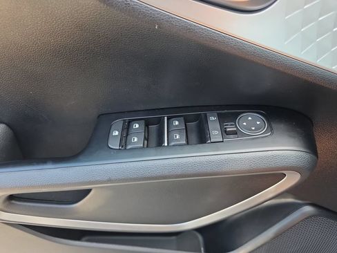 Used 2021 Kia Soul LX FWD image 26