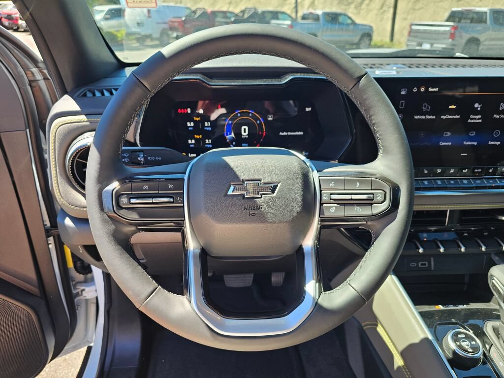 New 2026 Chevrolet Colorado ZR2 w/ Midnight Edition AWD/4WD image 12