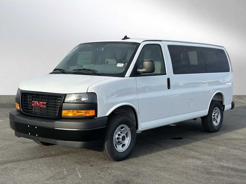 New 2025 GMC Savana 3500 LS w/ Cold Climate Package RWD image 7
