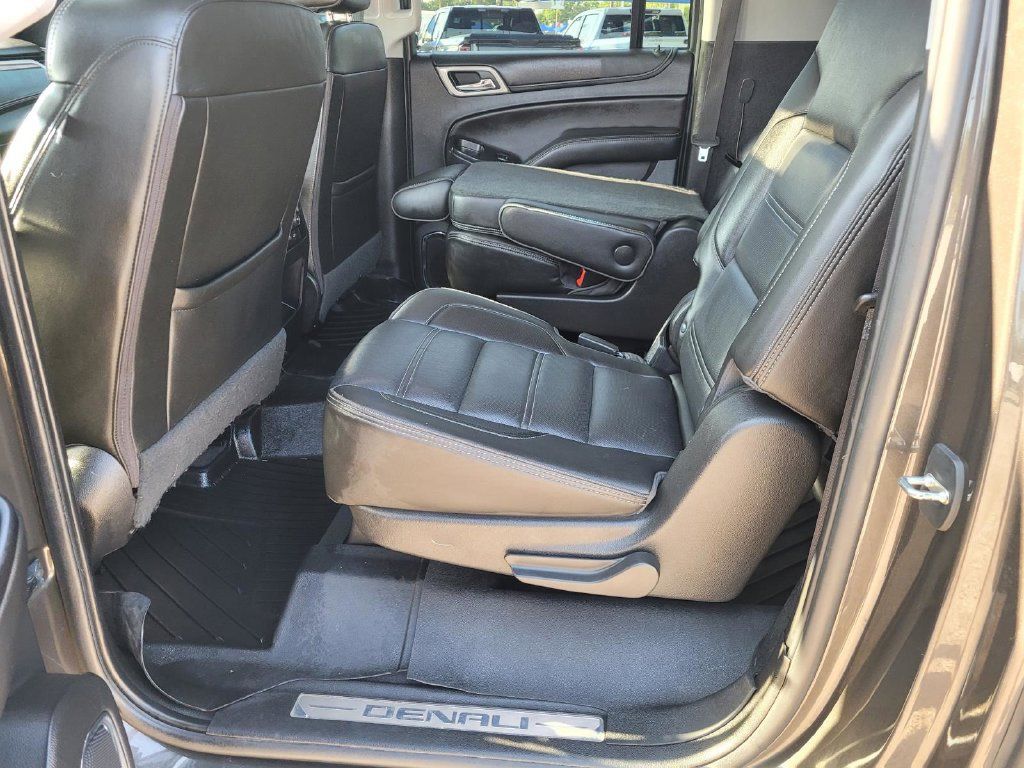 Used 2019 GMC Yukon XL Denali w/ Open Road Package RWD image 14