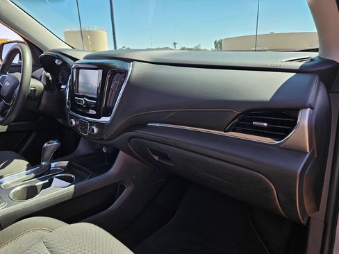Certified 2018 Chevrolet Traverse LS FWD image 27