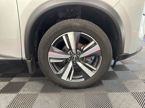 Used 2023 Nissan Rogue SL AWD/4WD image 26