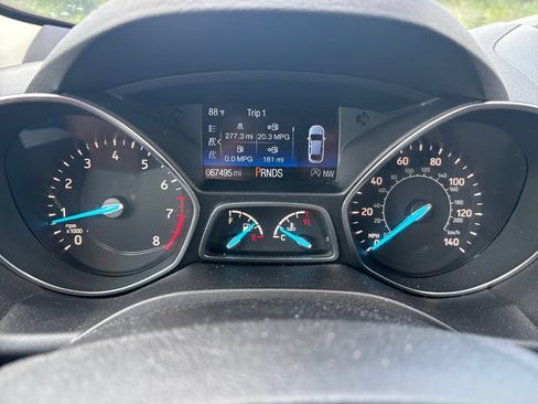 Used 2018 Ford Escape SE AWD/4WD image 12