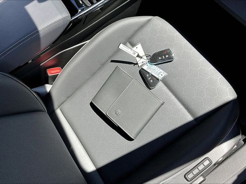New 2025 Volkswagen ID.4 Pro S Plus AWD/4WD image 11