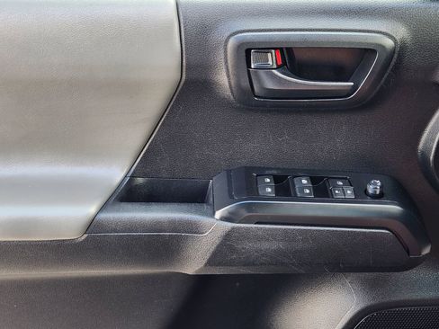 Used 2023 Toyota Tacoma SR AWD/4WD image 26