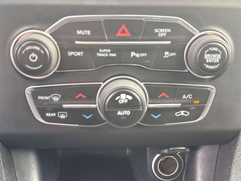 Used 2020 Dodge Charger R/T w/ Navigation & Travel Group image 45