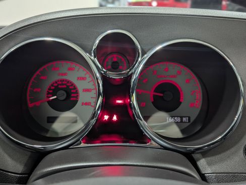 Used 2008 Pontiac Solstice Convertible w/ Premium Package image 12