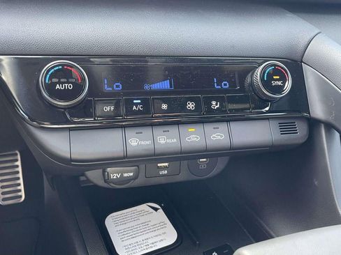 New 2026 Hyundai Elantra Sport image 33