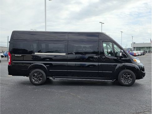 Used 2023 RAM ProMaster 3500 w/ Premium Appearance Group FWD image 21
