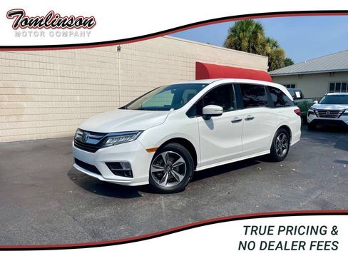 Used 2020 Honda Odyssey Touring image 1