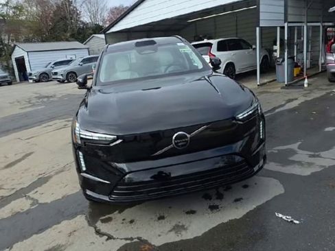 New 2025 Volvo EX90 Ultra w/ Protection Package Premier image 3