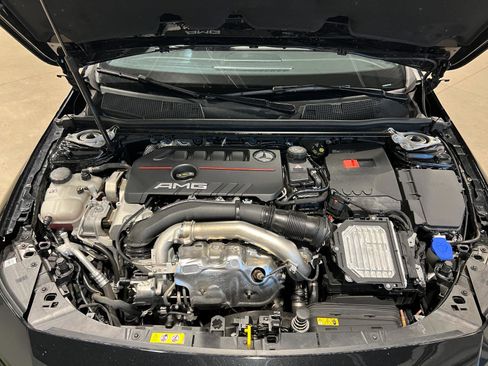 Used 2025 Mercedes-Benz CLA 35 AMG 4MATIC image 47