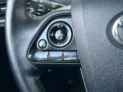 Used 2021 Toyota Prius Prime Limited image 31