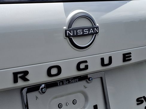 Certified 2023 Nissan Rogue SV w/ SV Premium B Package AWD/4WD image 30