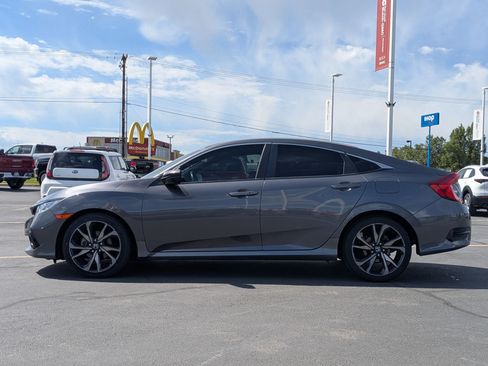 Used 2019 Honda Civic Sport image 7
