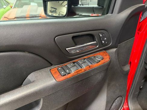 Used 2010 Chevrolet Silverado 2500 LTZ w/ Convenience Package image 23