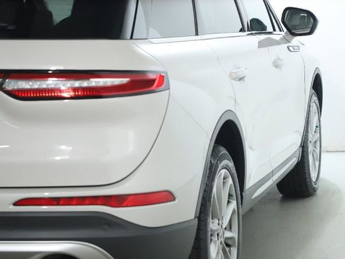 Certified 2022 Lincoln Corsair AWD w/ Premium Package image 46