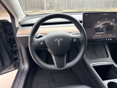 Used 2022 Tesla Model 3 Long Range image 13