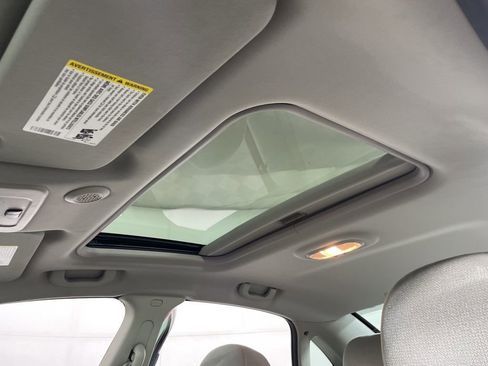 Used 2015 Chevrolet Impala LT w/ LT Sunroof Package image 17