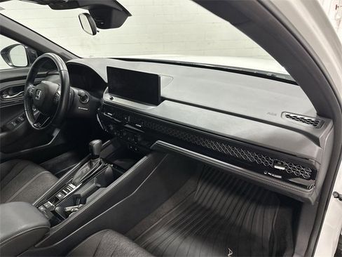 Used 2023 Honda Accord Sport image 24