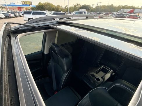 Used 2023 Honda Pilot Elite image 22