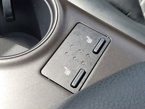 Used 2024 Toyota Camry SE image 30