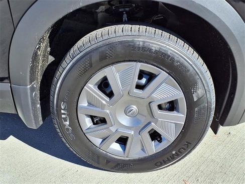 New 2026 Nissan Kicks S image 5