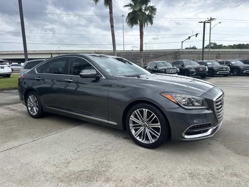 Used 2018 Genesis G80 3.8 RWD image 3