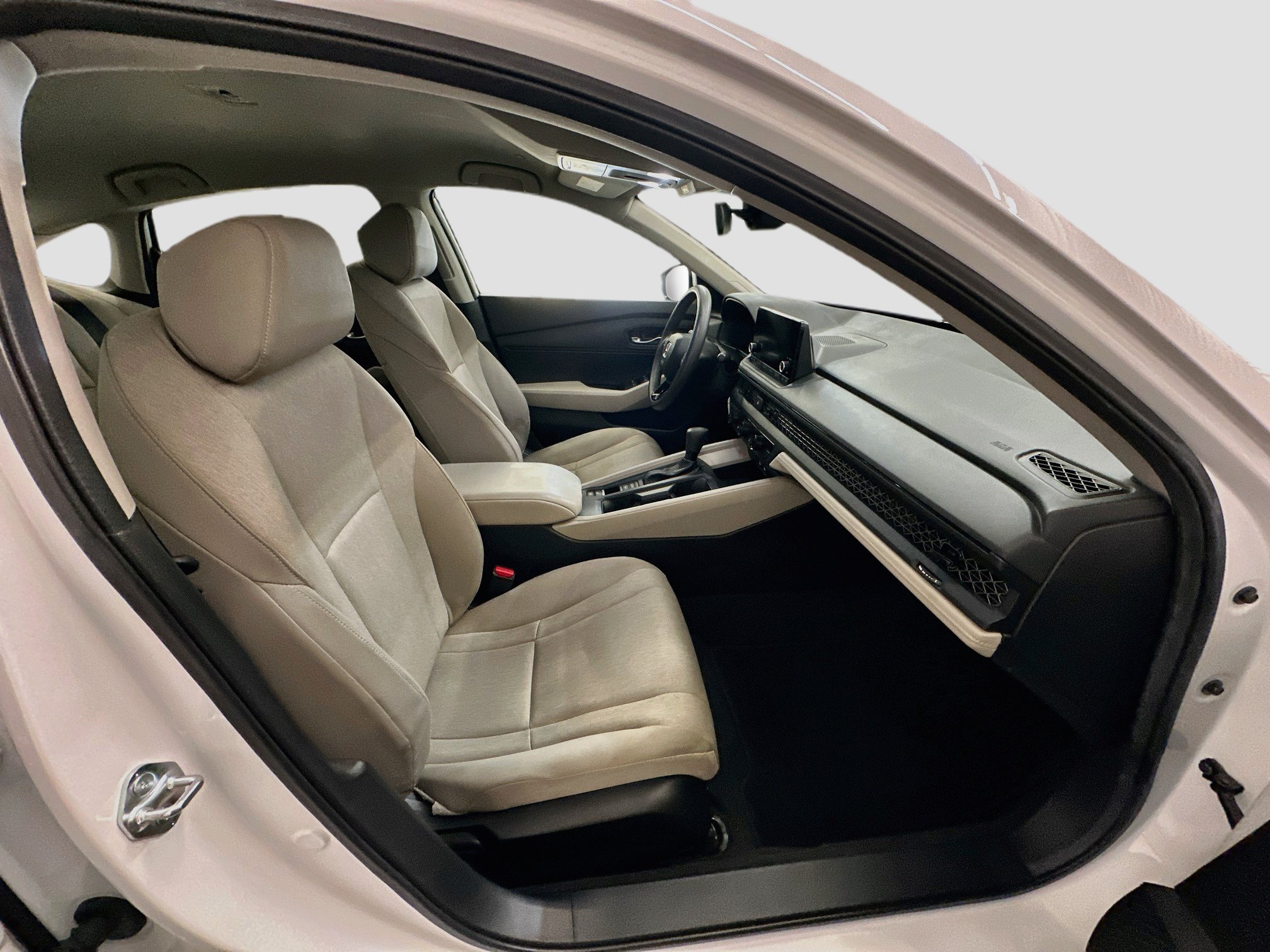 Used 2025 Honda Accord LX image 30