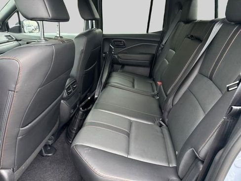Used 2025 Honda Ridgeline TrailSport image 16