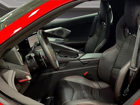 Used 2021 Chevrolet Corvette Stingray Premium Conv w/ Z51 Performance Package RWD image 20