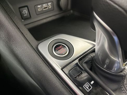 Used 2024 Nissan Sentra SV image 32