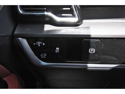Used 2024 Kia Sportage SX FWD image 19