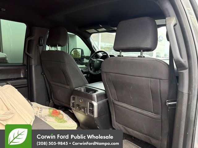 Used 2018 Ford F150 XLT w/ Equipment Group 302A Luxury AWD/4WD image 15