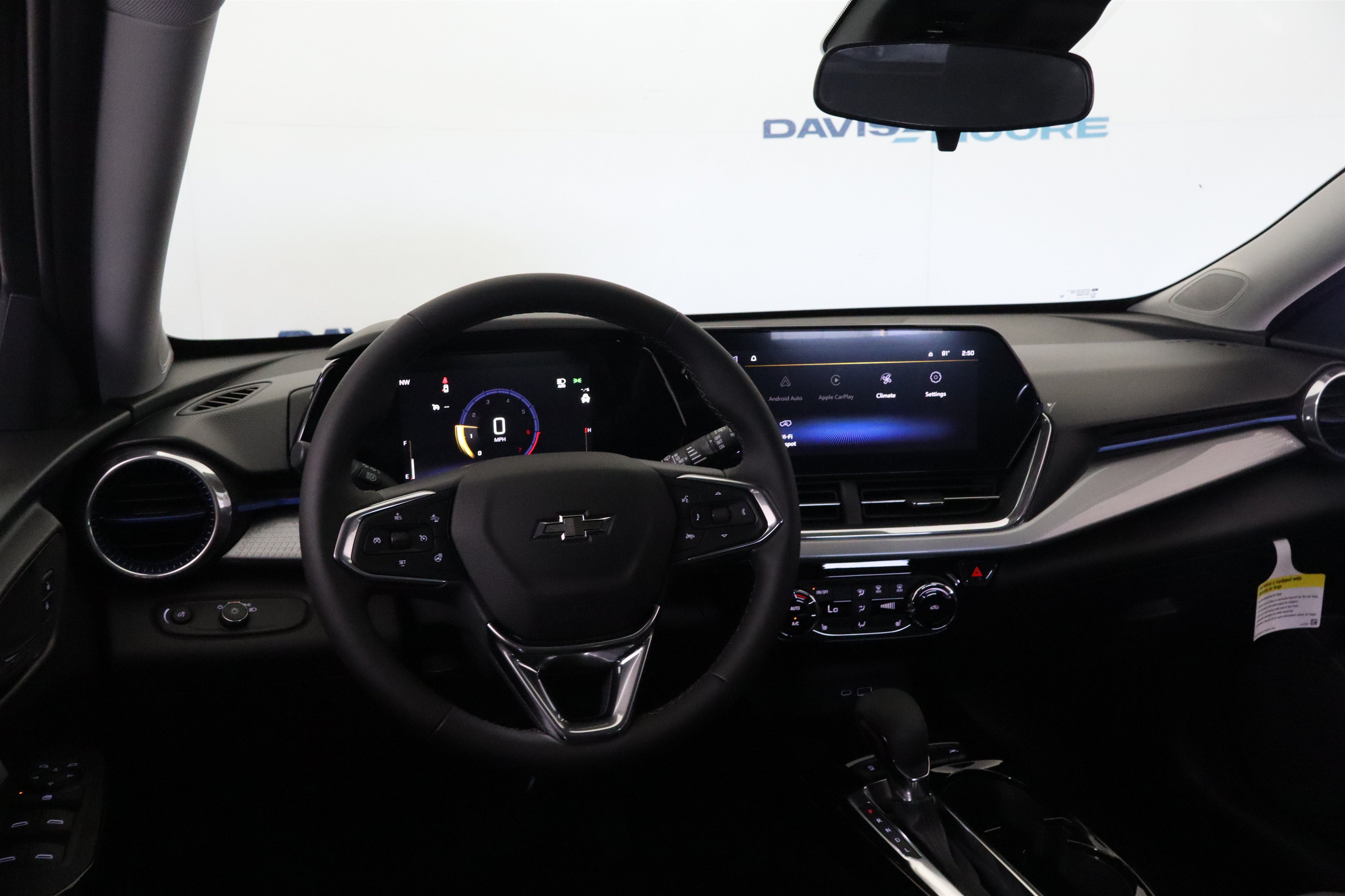 New 2026 Chevrolet Trax LT w/ Midnight Edition FWD image 17